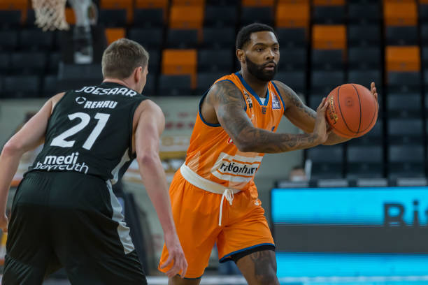 次注意到了 次注意到了