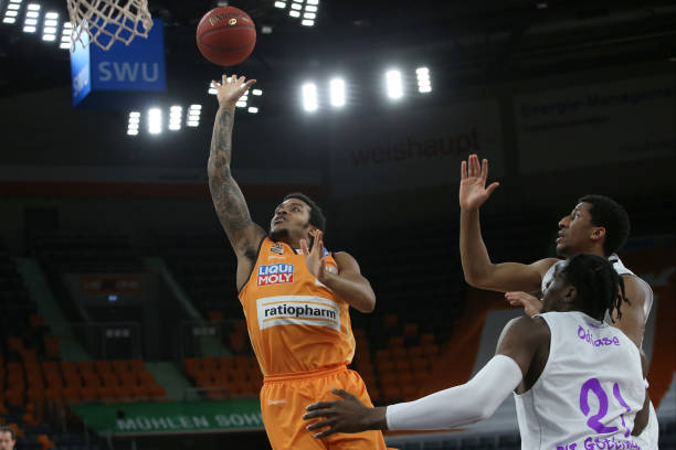 BA中保持 BA中保持