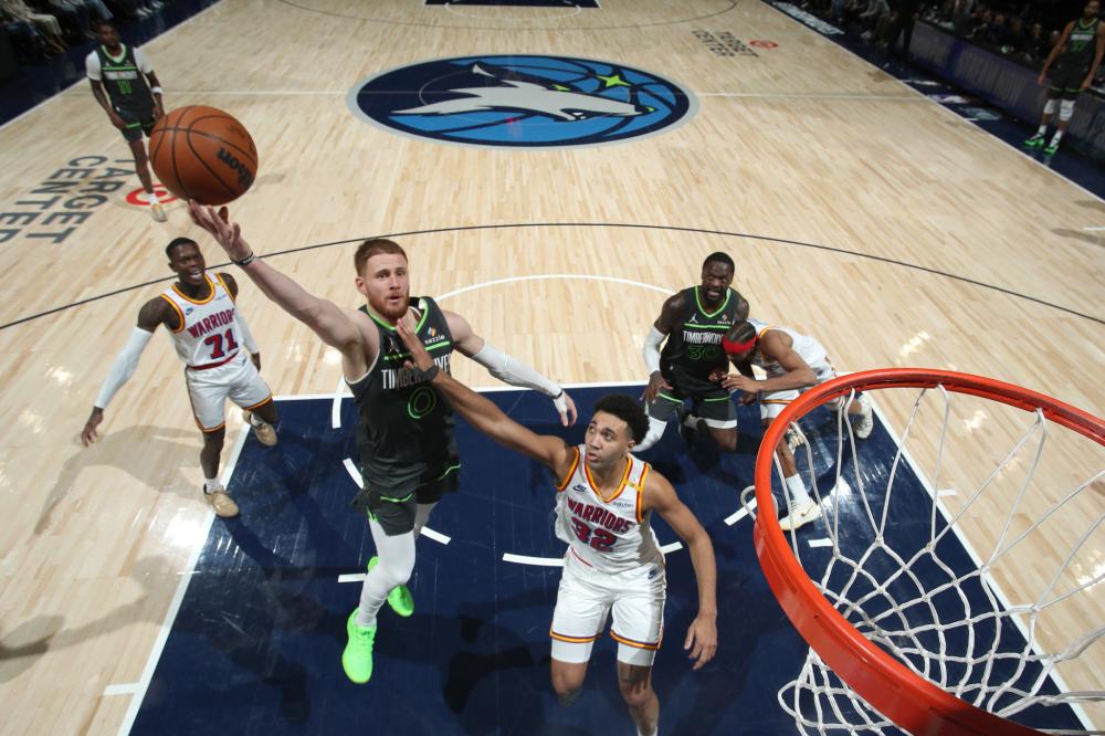 集中在三点 集中在三点